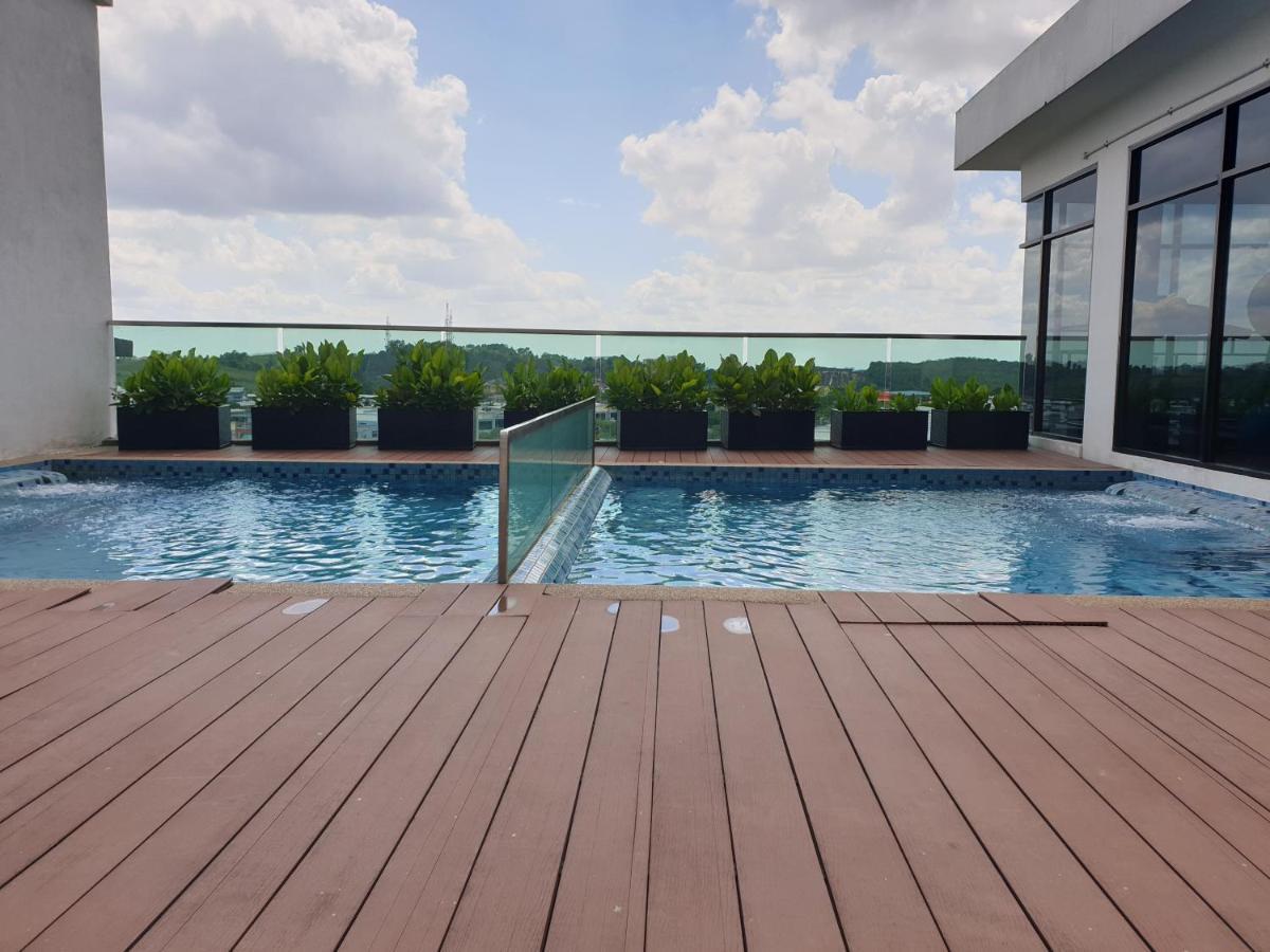 Pangsapuri D'summit - Kempas, Johor Bahru
